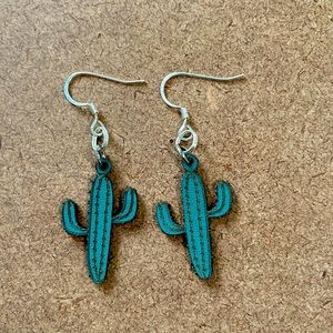 🆕 Cactus leather earrings